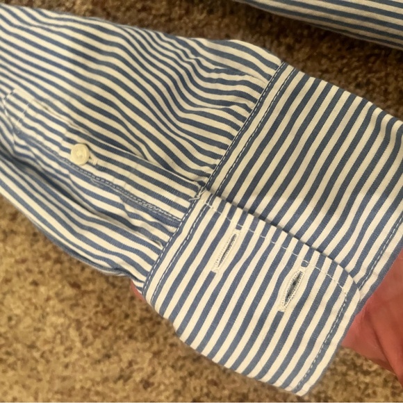 Women’s J Crew button up - Picture 5 of 6